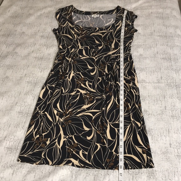 Pretty Black / Brown / Tan Pattern Flowy Cleo Mini / Cocktail Dress; Size 2P - Picture 10 of 13